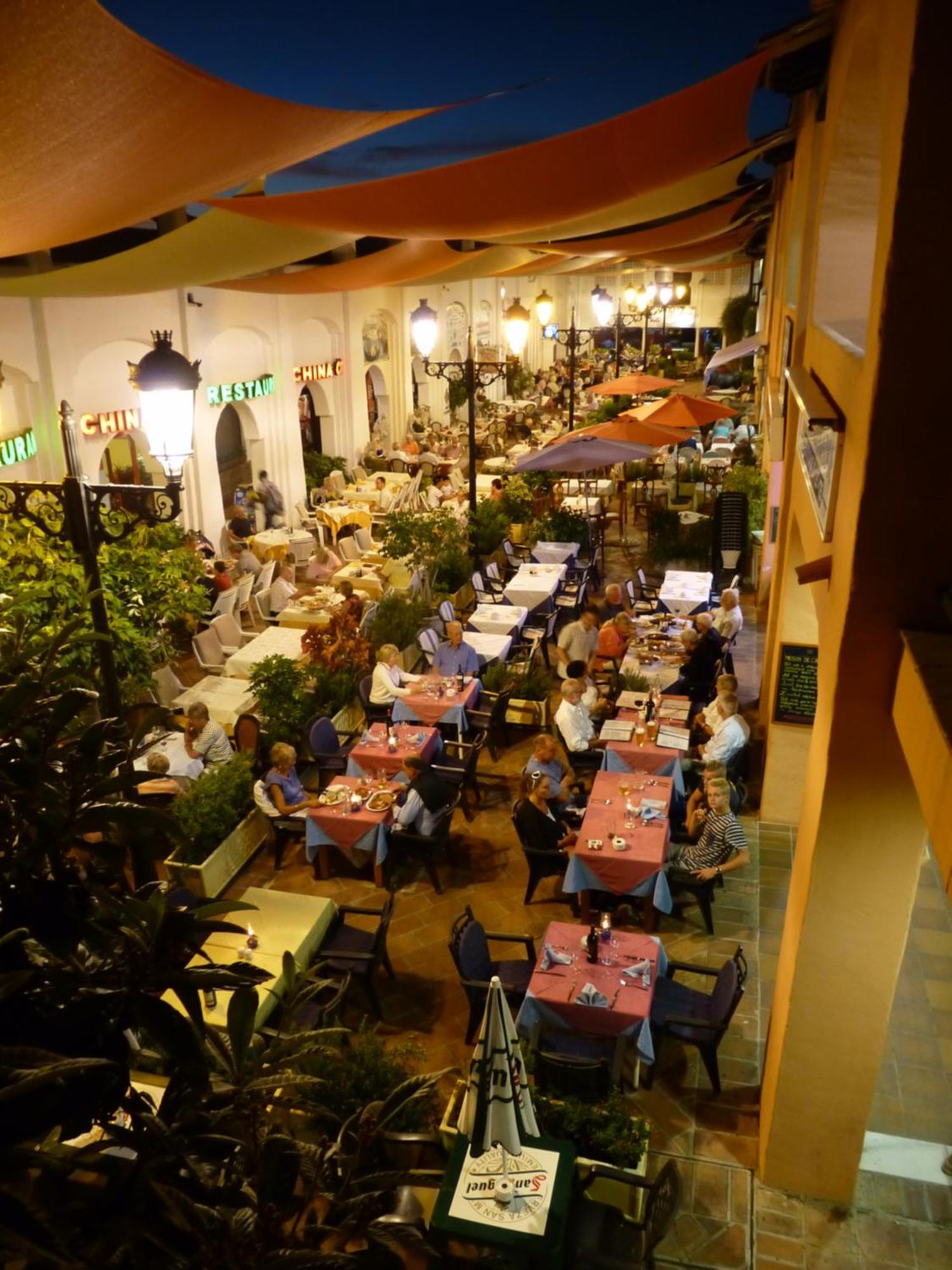 Club Delta Apartments By Ghr Rentals Mijas Luaran gambar